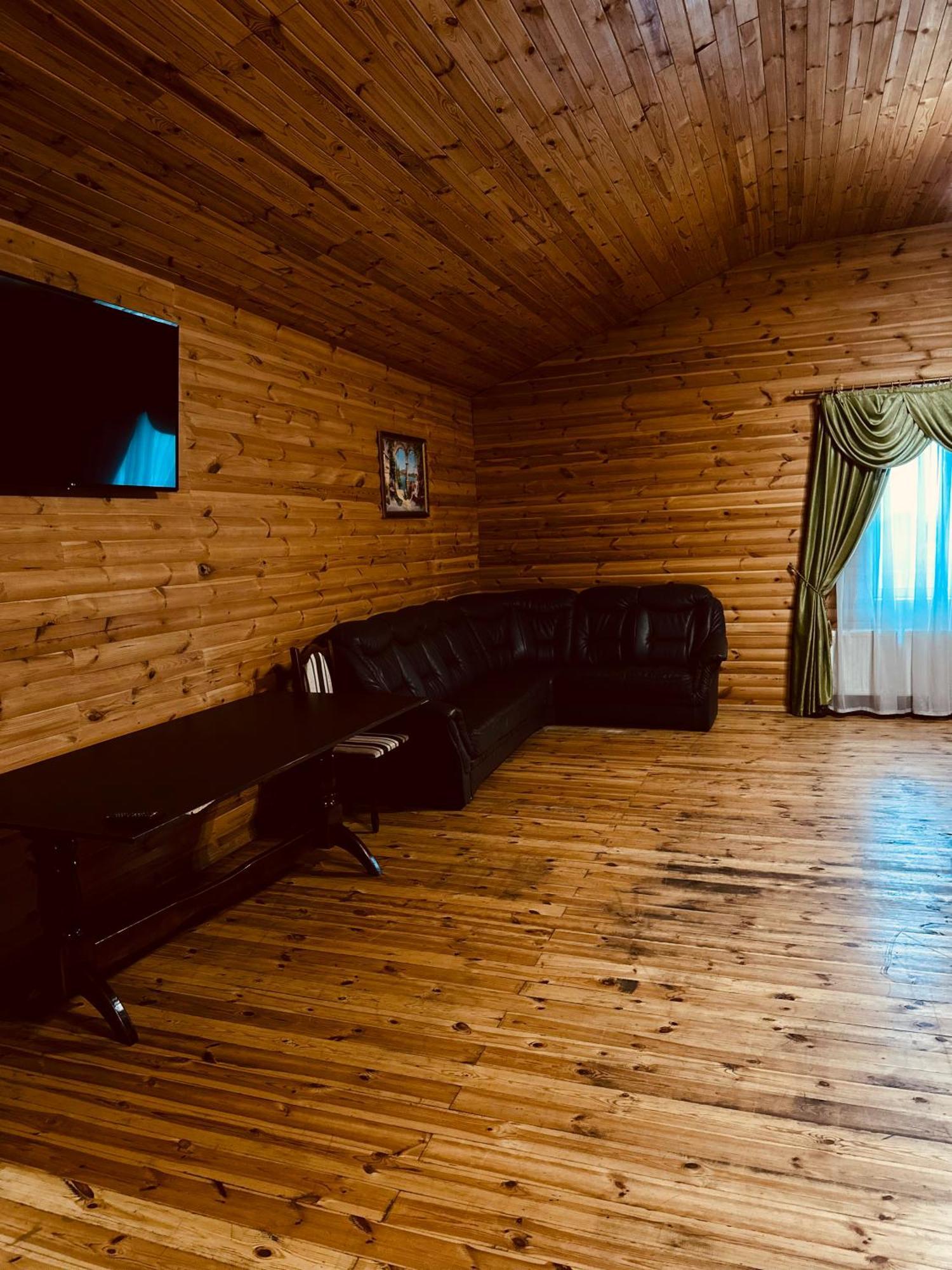 райский дворик * Pogreby (Brovary)